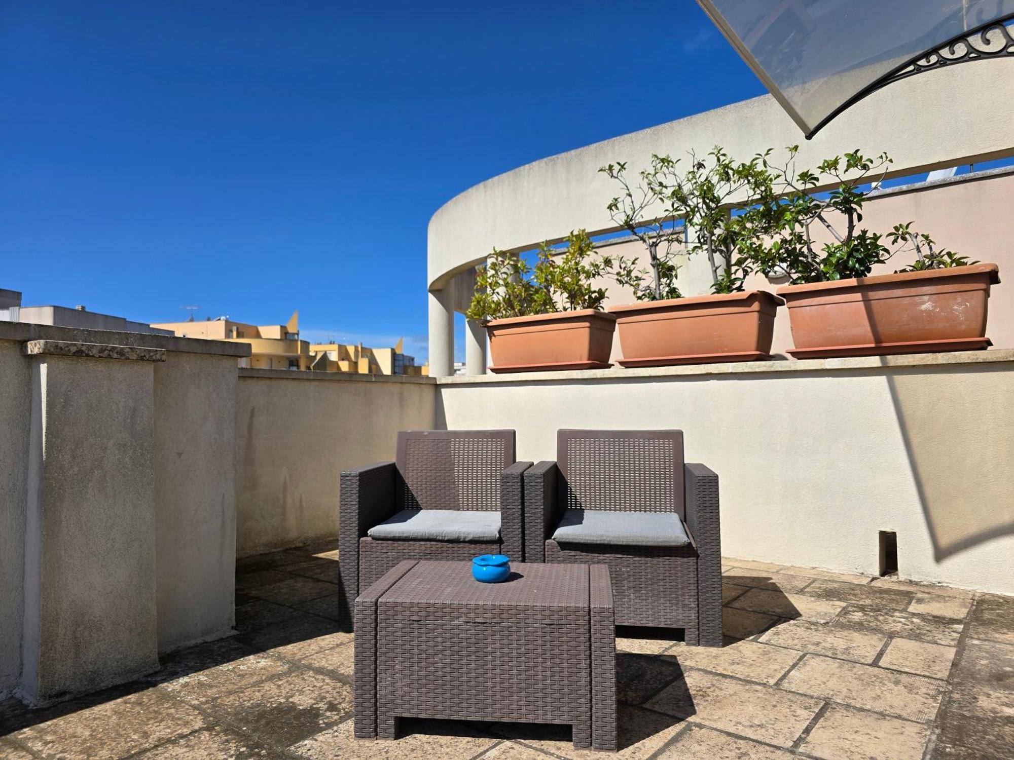 "Elle Home" Attico Panoramico Lecce Extérieur photo